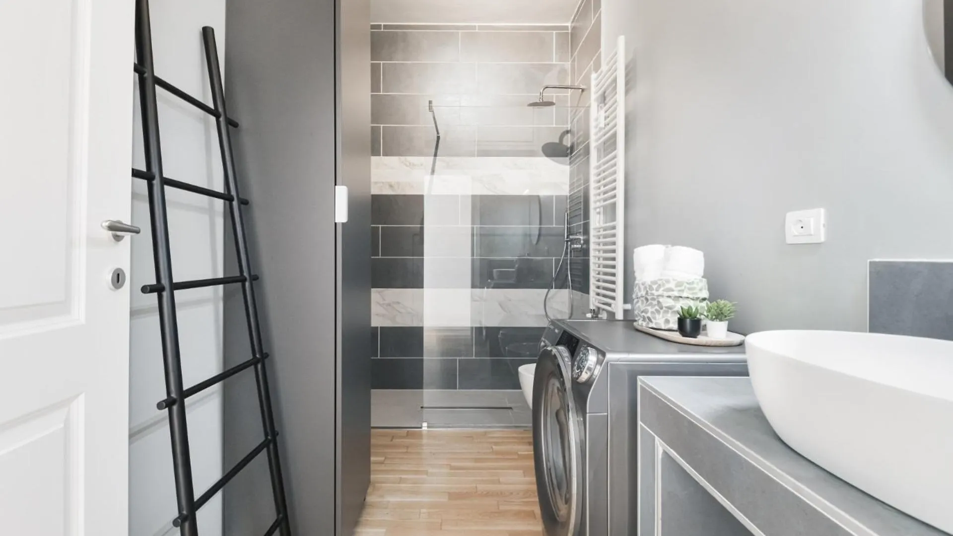 Easylife - Eleganza E Comfort Vicino A Centrale Fs Milan Apartment