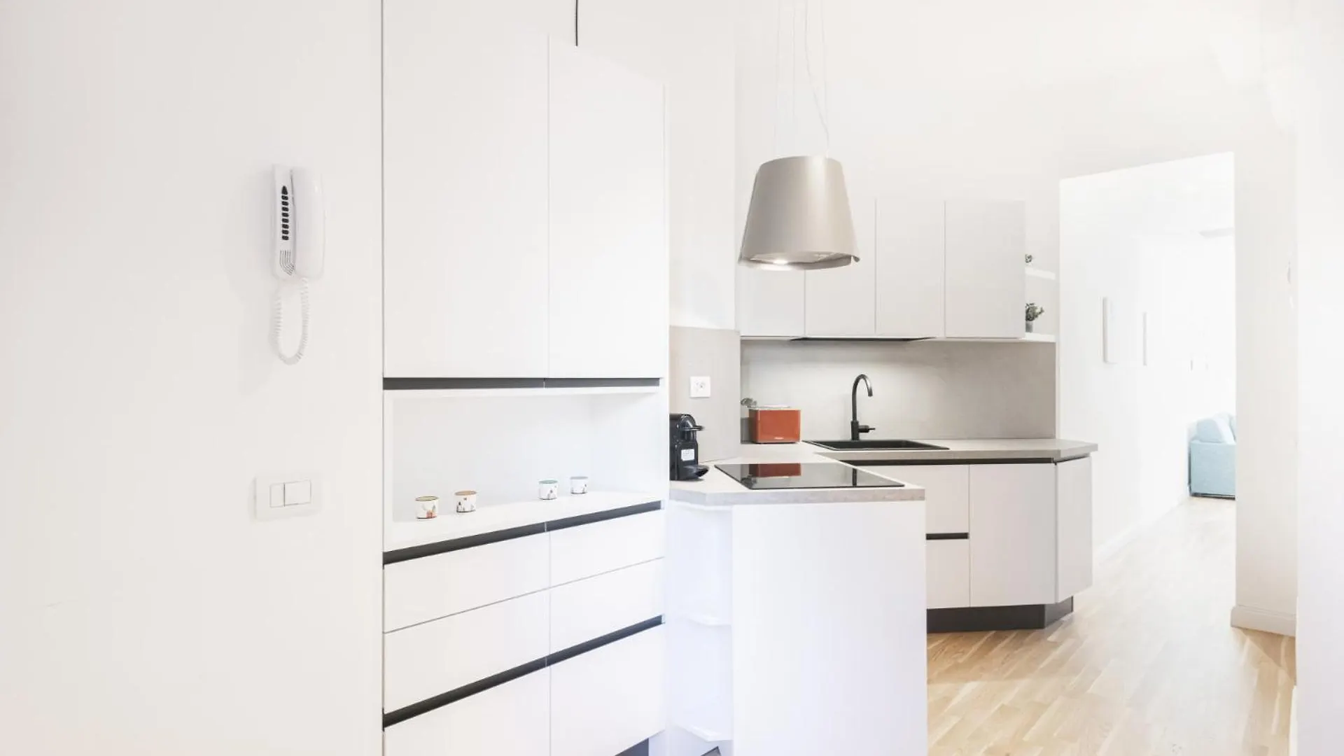 Easylife - Eleganza E Comfort Vicino A Centrale Fs Milan 0*,  Italy